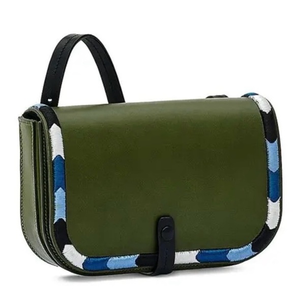NWT IL Bisonte Piccarda Small Crossbody Bag in green - Picture 1 of 9